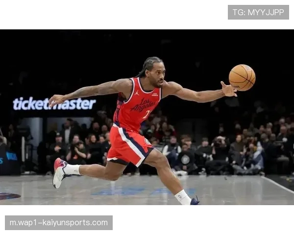 快船半场领先20分不败金身告破 伦纳德连续40场20+纪录难救主